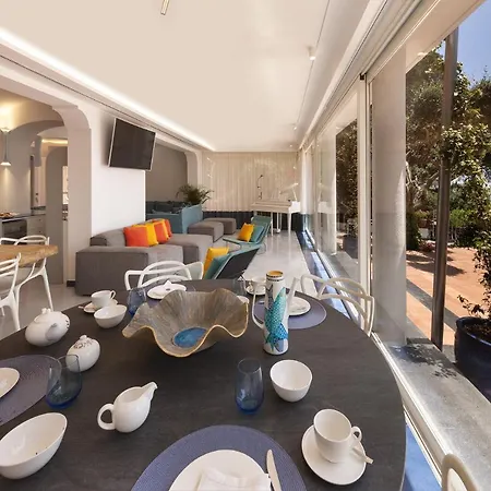 Villa Giove 1 *